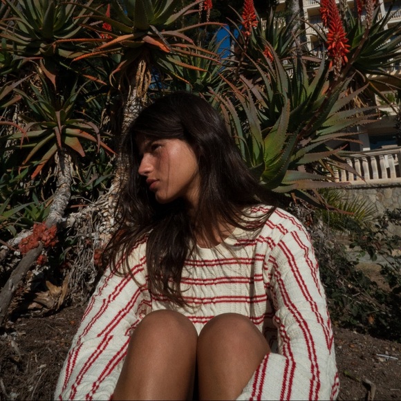 Zara Striped Sweatshirt - Picture 2 of 7